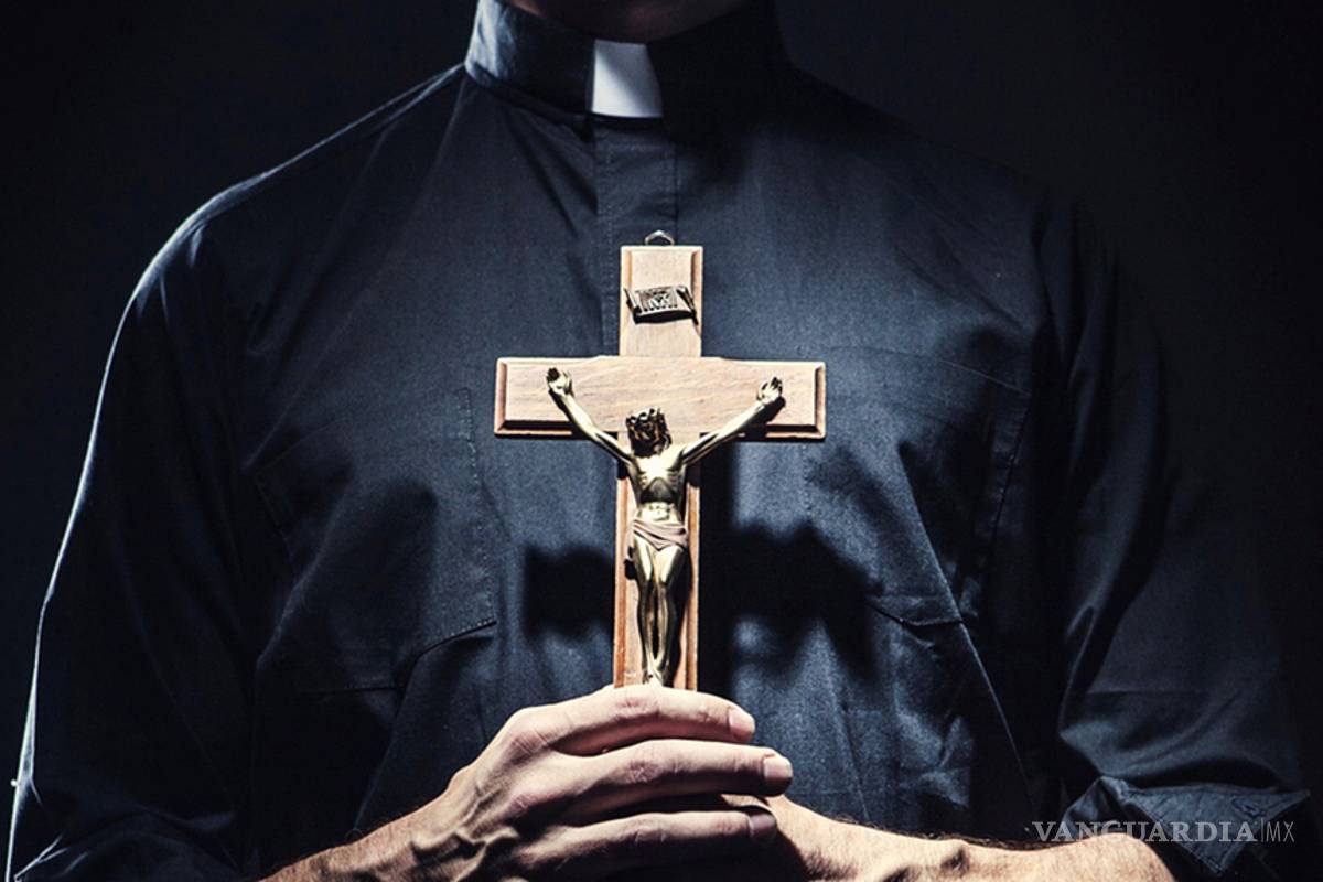 Documental brasileño muestra la homosexualidad en el clérigo