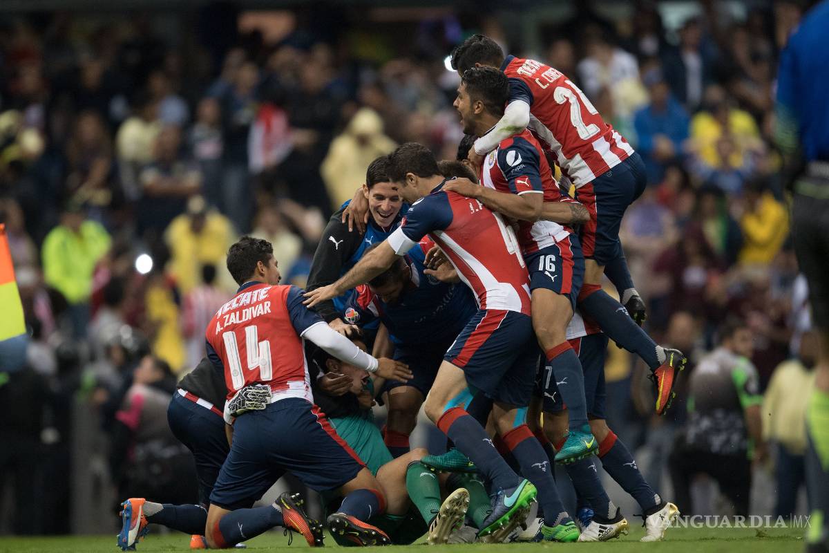 Chivas le vuele a repetir la dosis al América y los elimina de la Copa MX