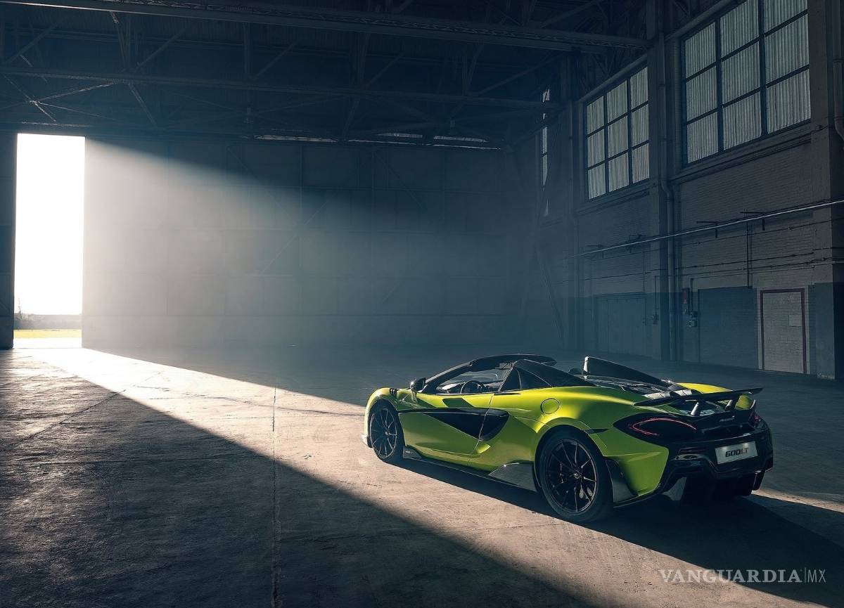 $!McLaren 600 LT Spider, veloz convertible que ofrece 592 hp