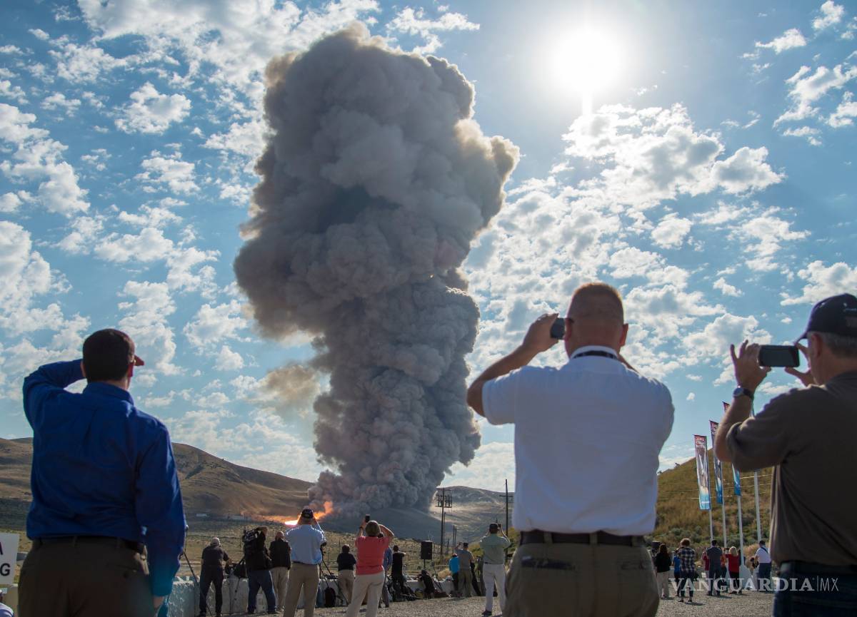 $!La NASA prueba exitosamente cohete que se usaría en el primer vuelo a Marte (Video)