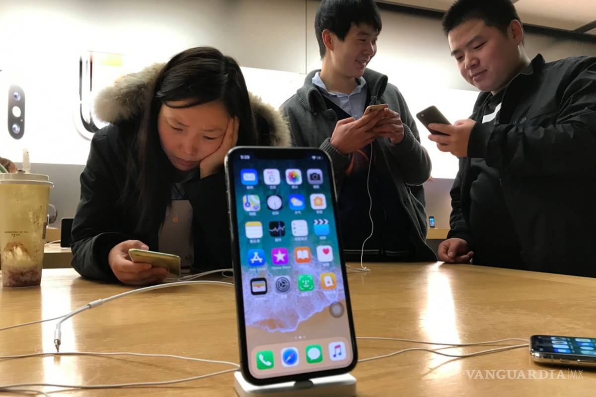 Reconoce Apple uso irregular de estudiantes para fabricar iPhone X en China