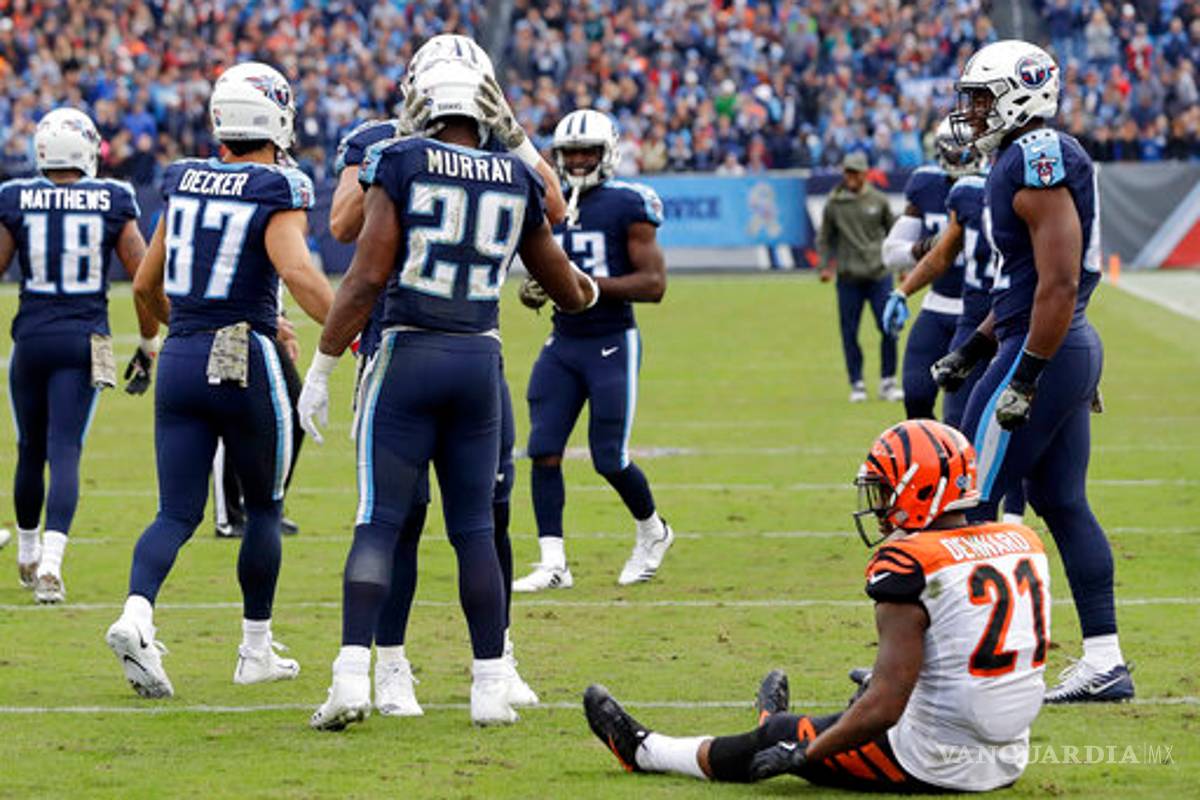 Titans frenan a los Bengals