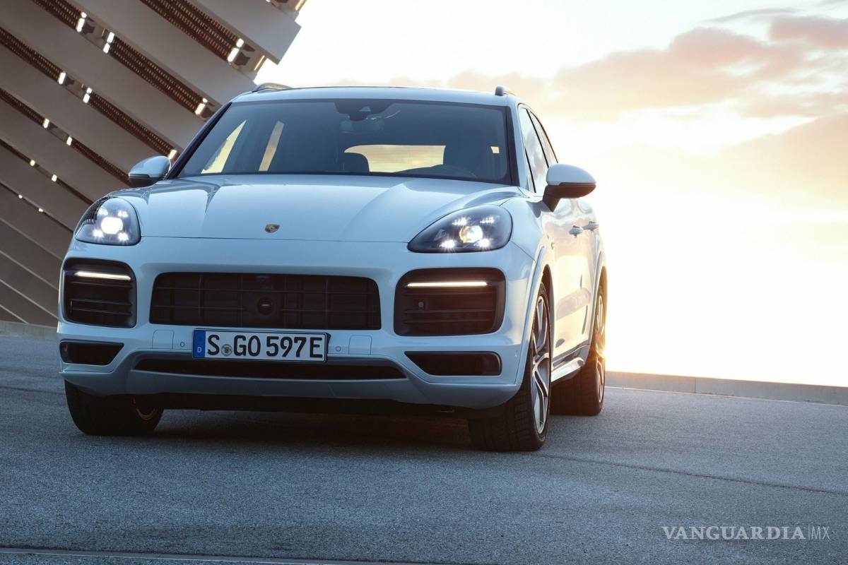 Porsche Cayenne E-Hybrid, lujoso SUV de 462 CV y 30 km por litro
