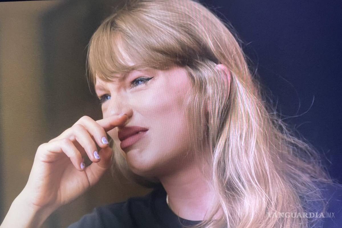 ¡Conmueve a seguidores! Llora Taylor Swift por fans en el primer episodio de su serie estrenada en Disney+