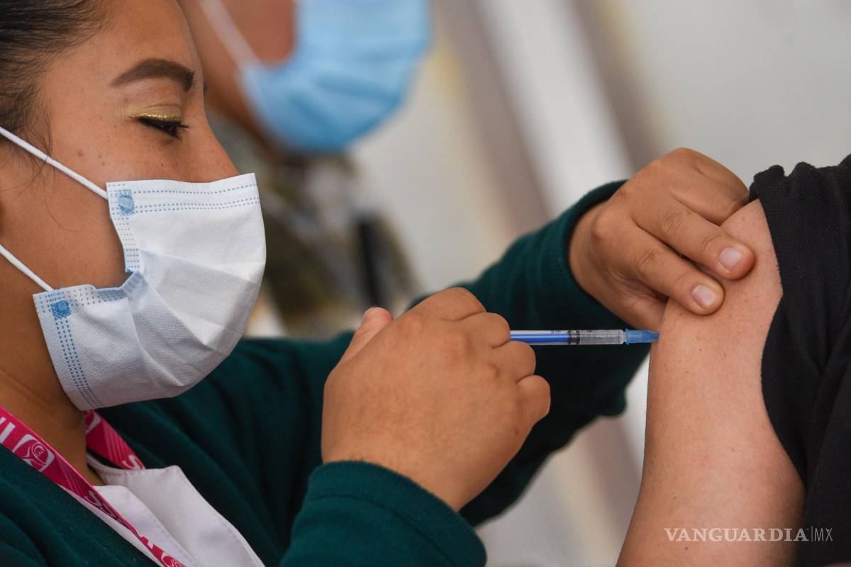 Omite Gobierno Federal uso de vacuna Abdala como refuerzo contra covid en informe