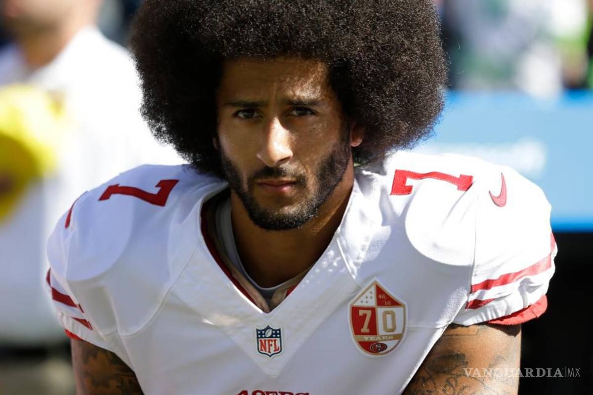 Hay crisis de quarterbacks en la NFL y Kaepernick sigue siendo descartado