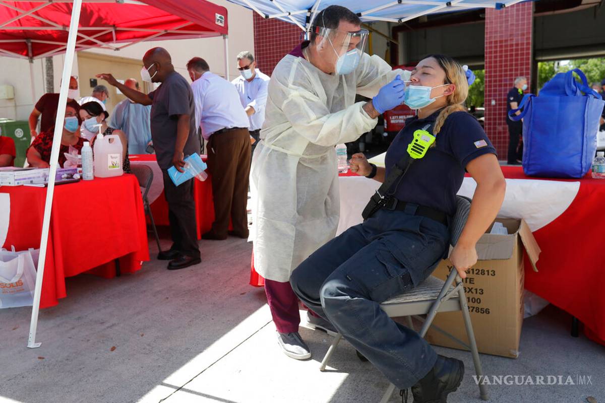 Azota COVID-19 a Estados Unidos con más de 164 mil muertos