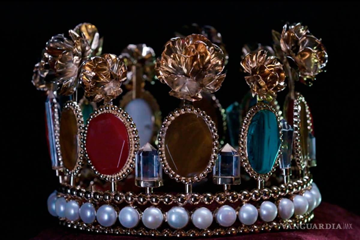La corona inspirada en Frida Kahlo que homenajea a ‘The Crown’