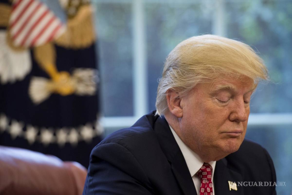 Trump cumplirá sus primeros 100 días con impopularidad récord: The Washington Post