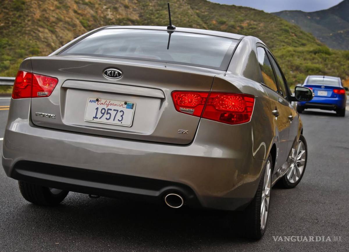 $!Solo en Chihuahua, Tamaulipas y Baja California se ha regularizado el 51% de todos los vehículos “chocolate”.