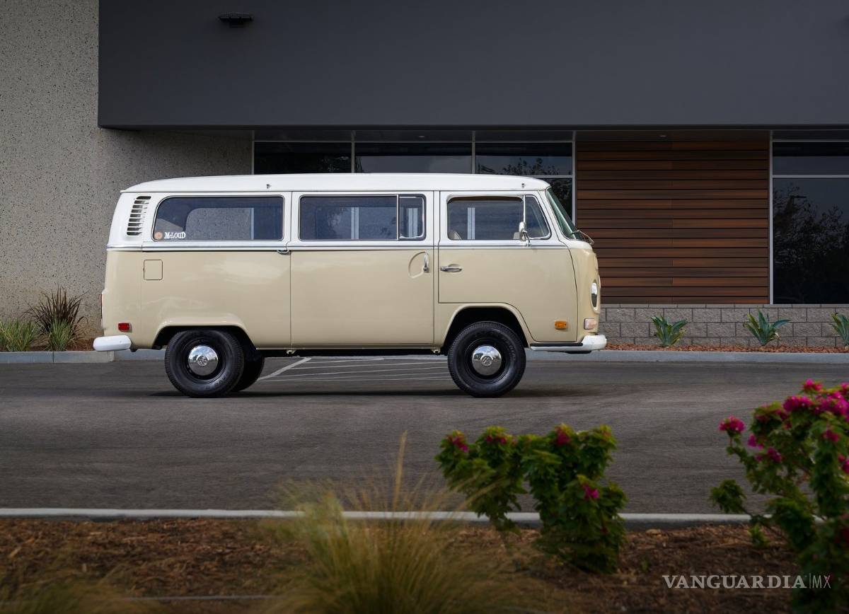 $!Primero fue un Vocho eléctrico, ahora lanzan una Combi de Volkswagen 'de pila'