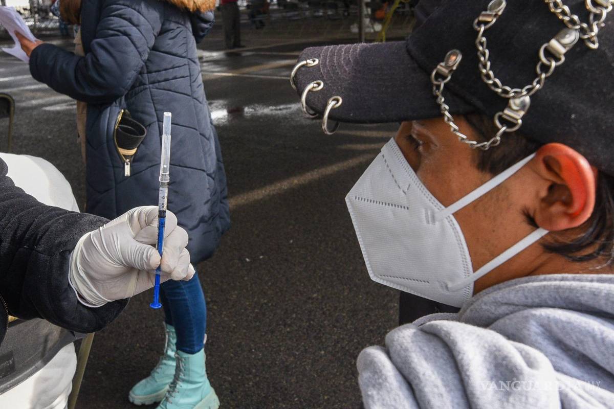 Variante Ómicron del COVID no aumenta inmunidad tras infectarte, confirma estudio