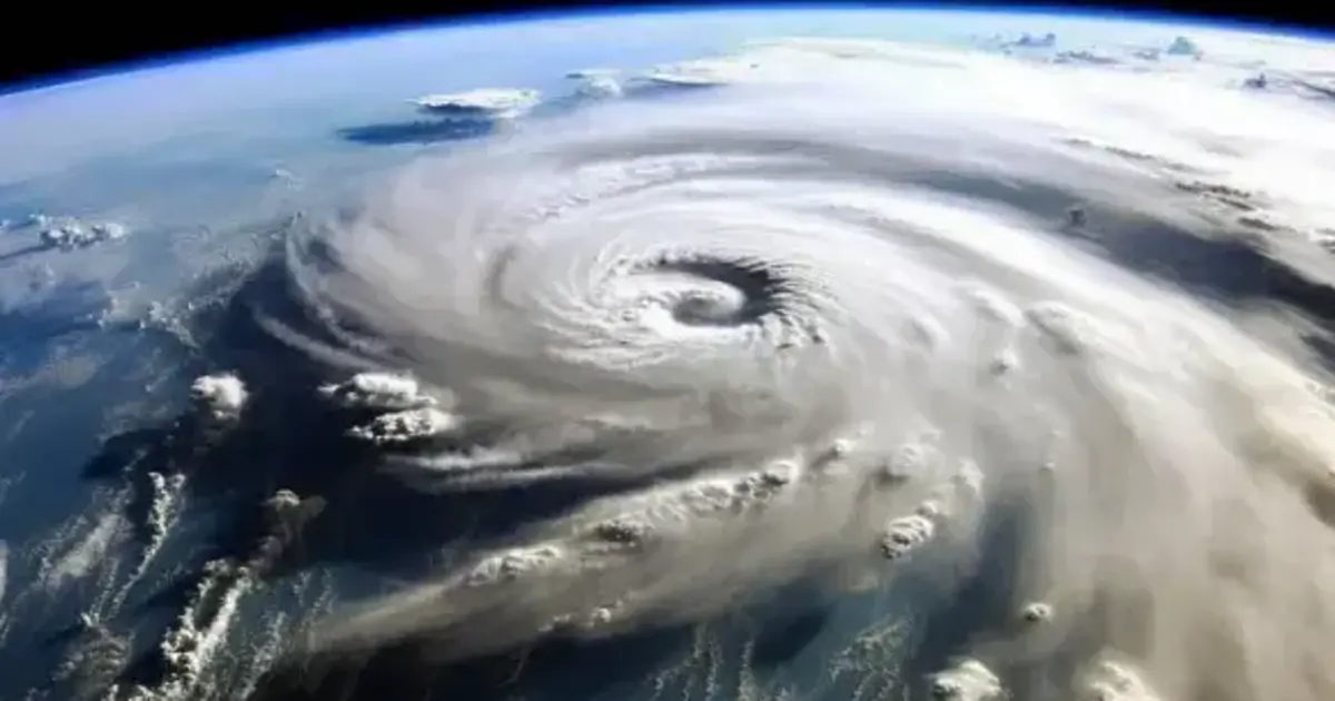 ‘Lorena’ vuelve a ser tormenta tropical, esta será su trayectoria en México; ¿impactará dos veces?