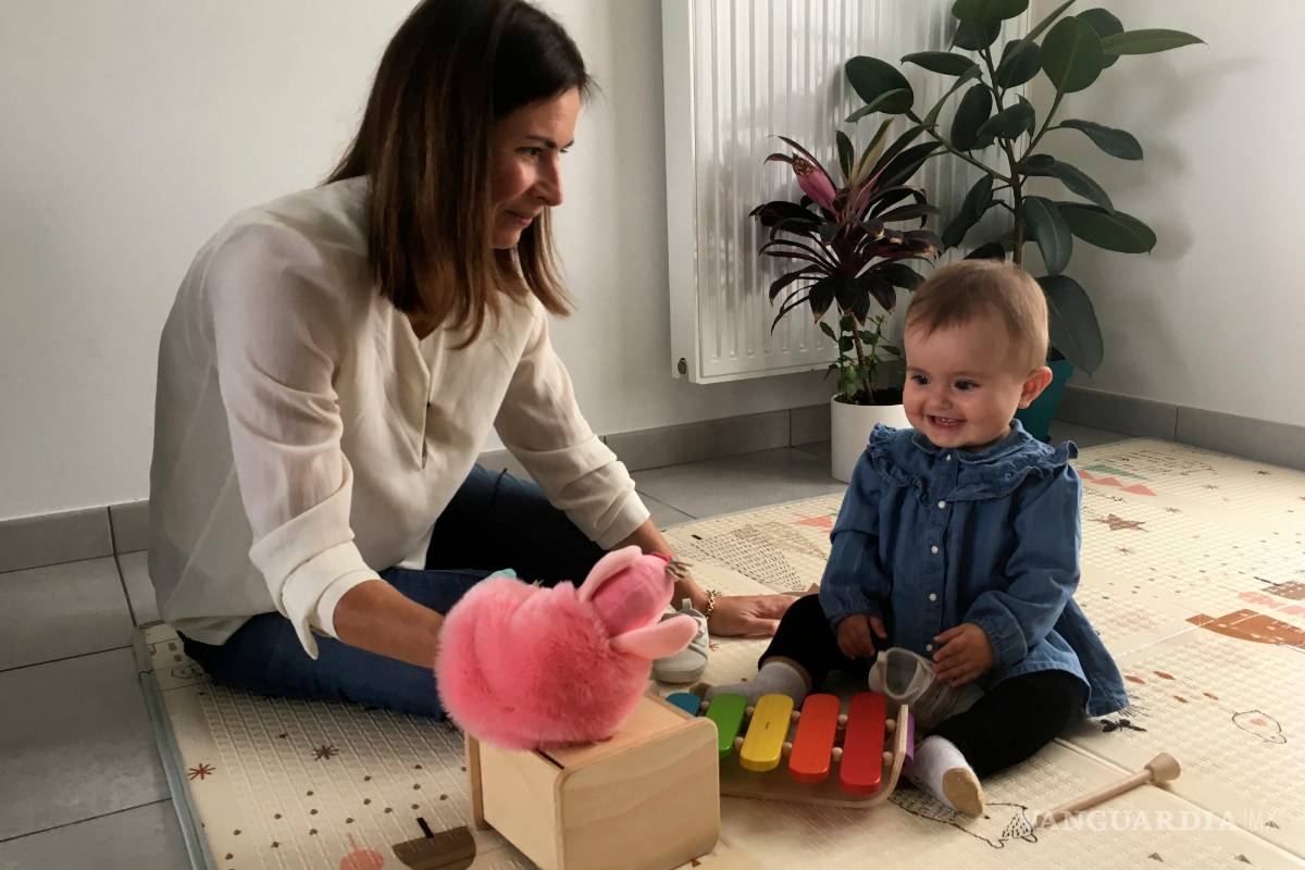 Francia aprueba la fecundación in vitro para lesbianas