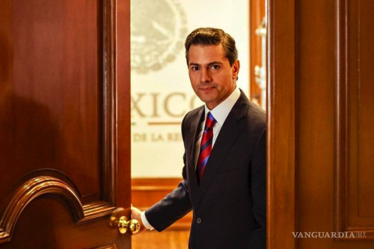 Gobierno de Peña Nieto pagó 99 mdp a papelera en su último año; compró una pluma de casi 7 mil pesos