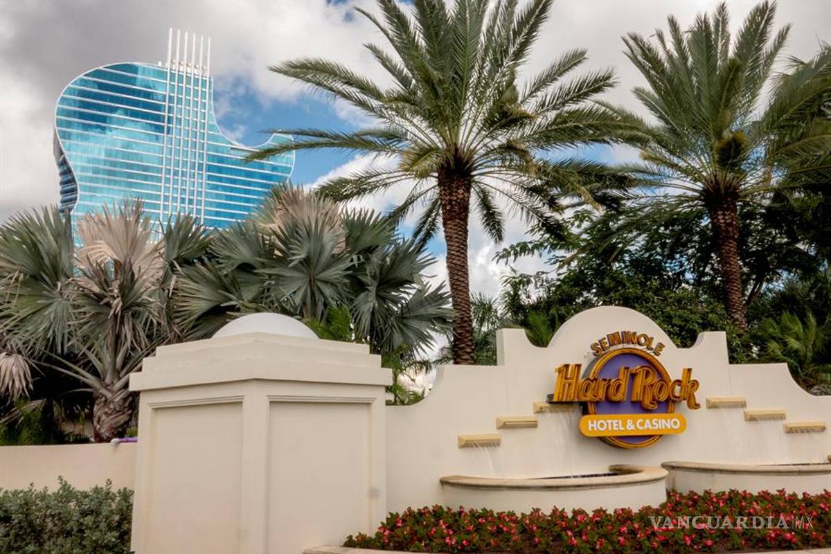 $!Seminole Hard Rock, primer hotel con forma de guitarra del mundo