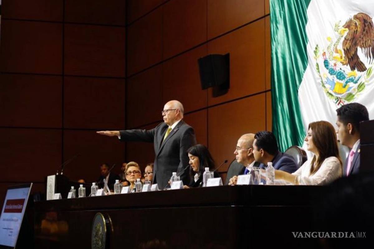 Secretaría de Salud ha denunciado desvíos por mil 150 mdp: Narro Robles