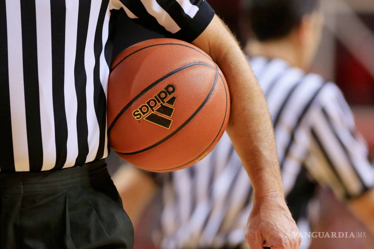 Escándalo en el basquetbol colegial de EU