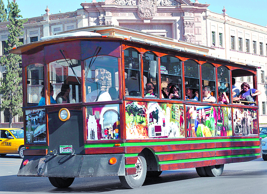 Invitan a recorrer el histórico Saltillo en tranvía en Semana Santa