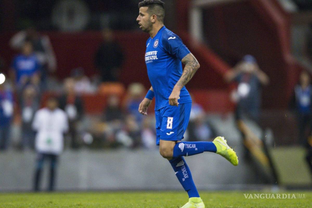 Pablo Ceppelini es sancionado por Cruz Azul tras hacer fiesta en casa