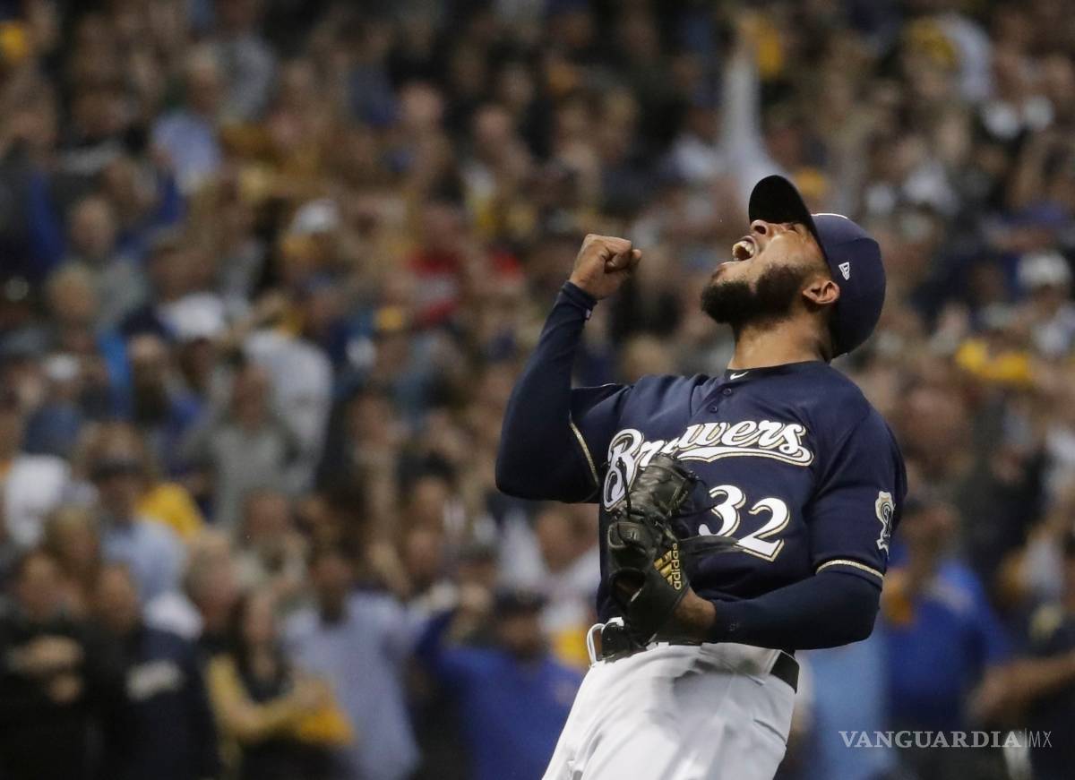 $!Milwaukee toma la ventaja en la Serie Divisional ante Colorado