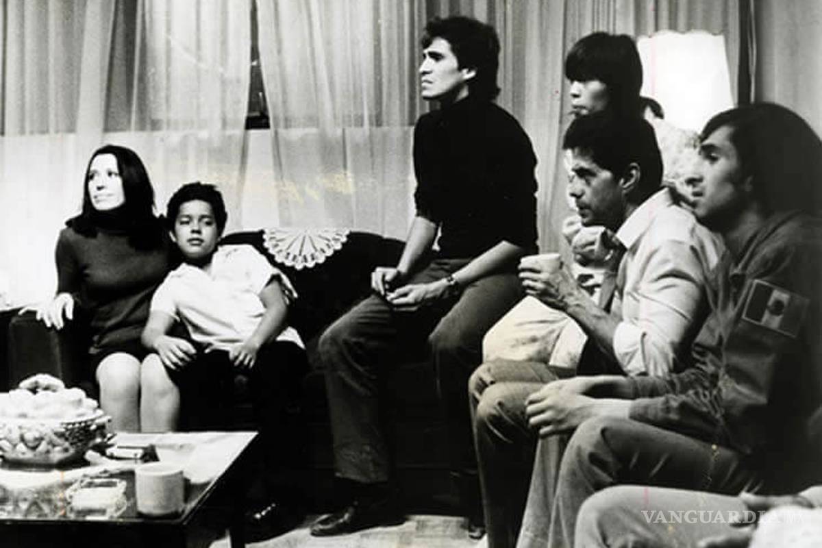 El día en que Carlos Salinas de Gortari censuró la película &quot;Rojo amanecer&quot; sobre los hechos del 68