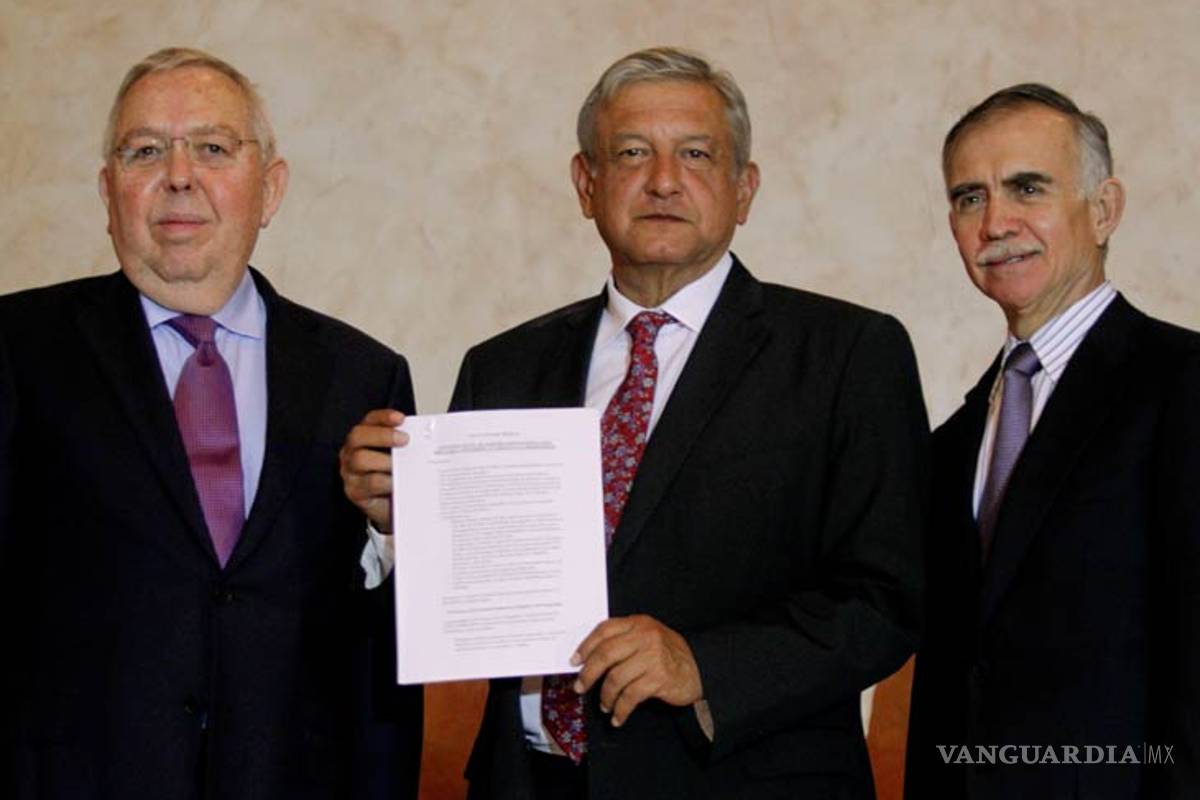 AMLO y empresarios 'liman asperezas'