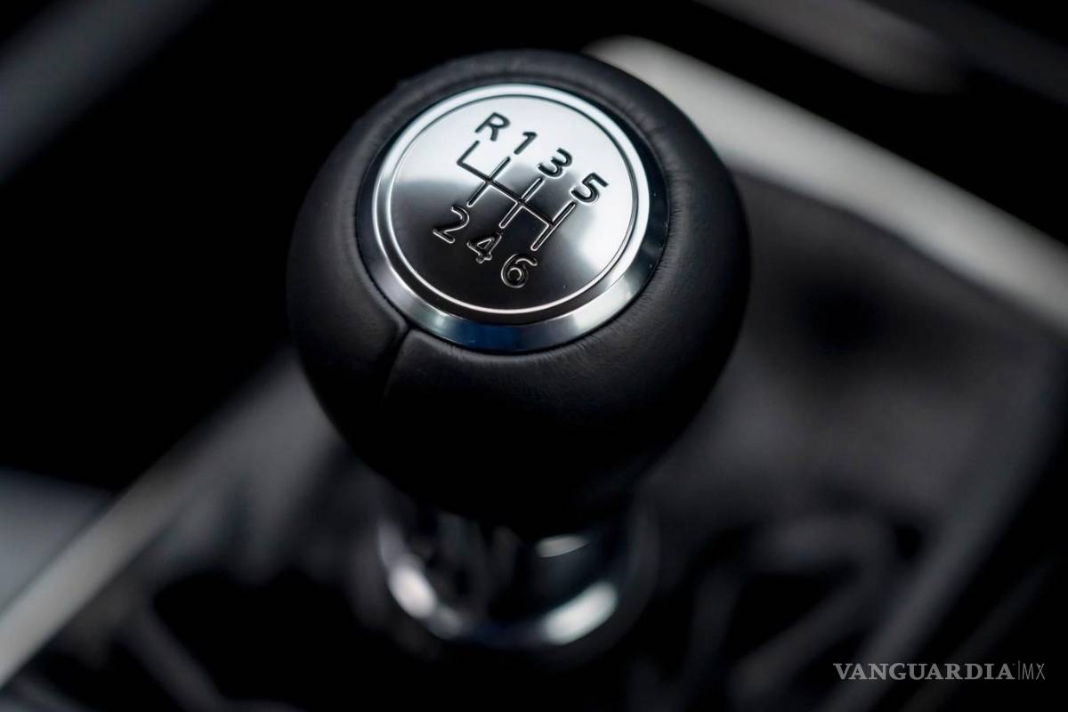 ¿Adiós a los autos estándar?, pronto se dejarán de producir coches con transmisión manual