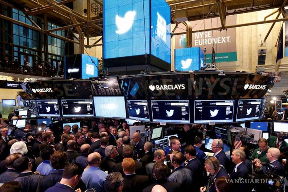 Twitter anuncia salida de cuatro ejecutivos; caen acciones