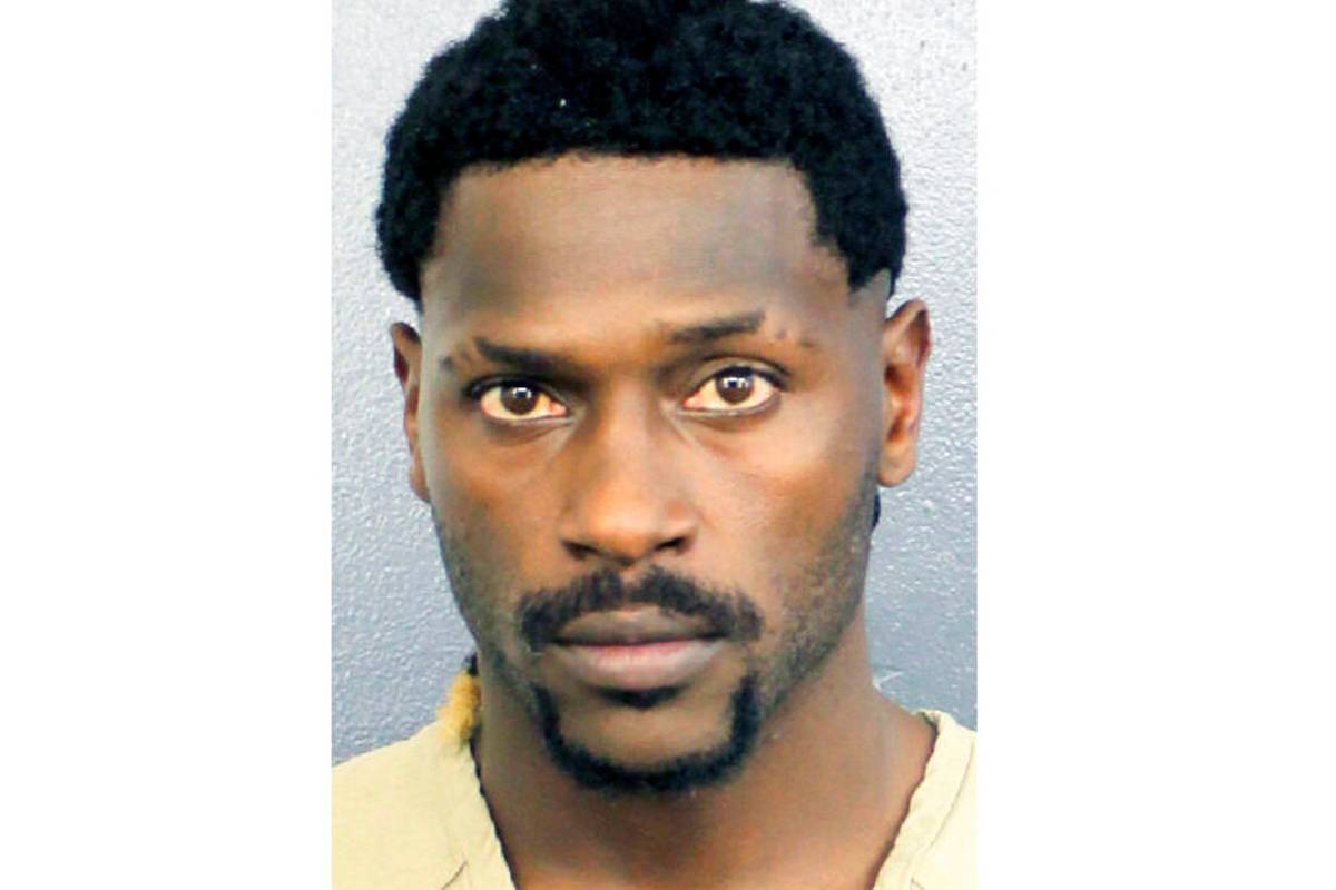 $!Liberan a Antonio Brown del arresto domiciliario