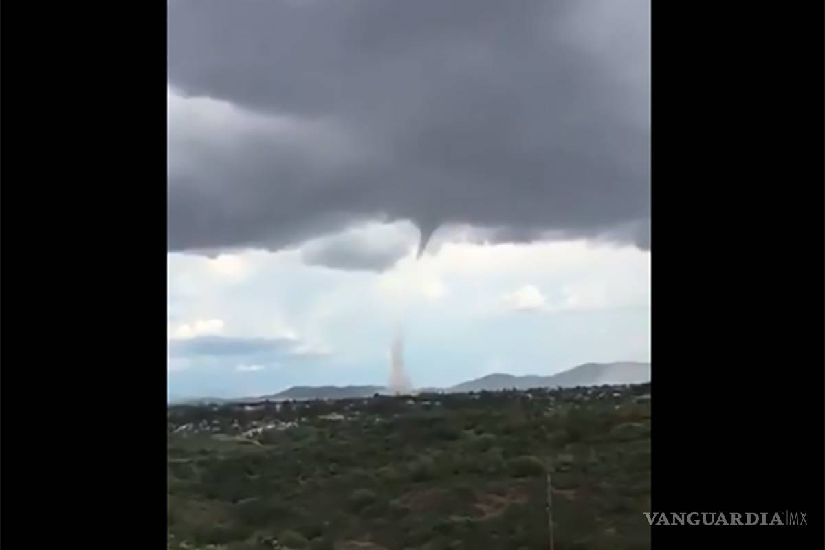 VIDEO: Tornado sorprende a los habitantes de Cananea, Sonora