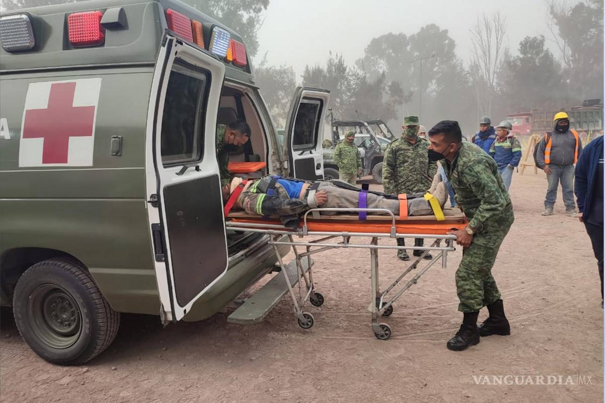 Sufren accidente empleados de aeropuerto de Santa Lucía