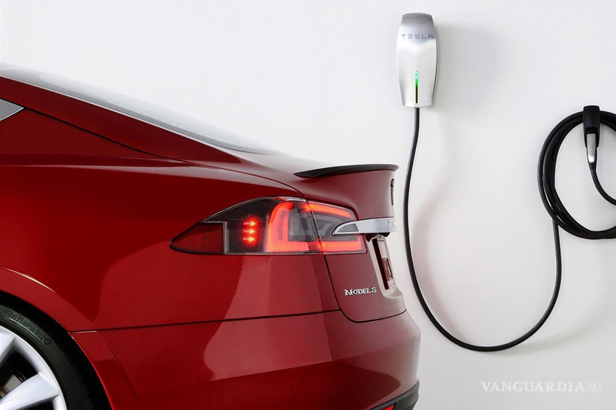 ¿Comprarás un auto eléctrico?, antes checa qué gastos genera