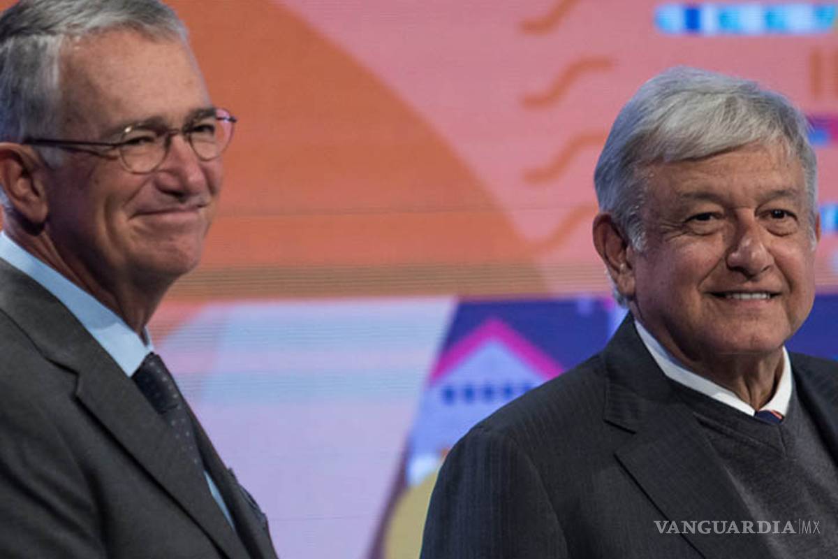 'Enfría' AMLO relación con Slim; 'toma calor' con Salinas Pliego