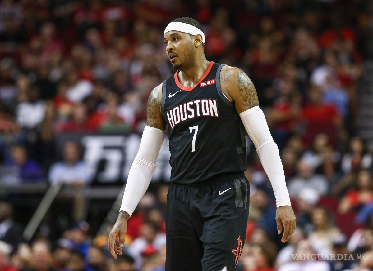 $!Los Rockets no aguantan más a 'Melo' y cortan relación con el alero
