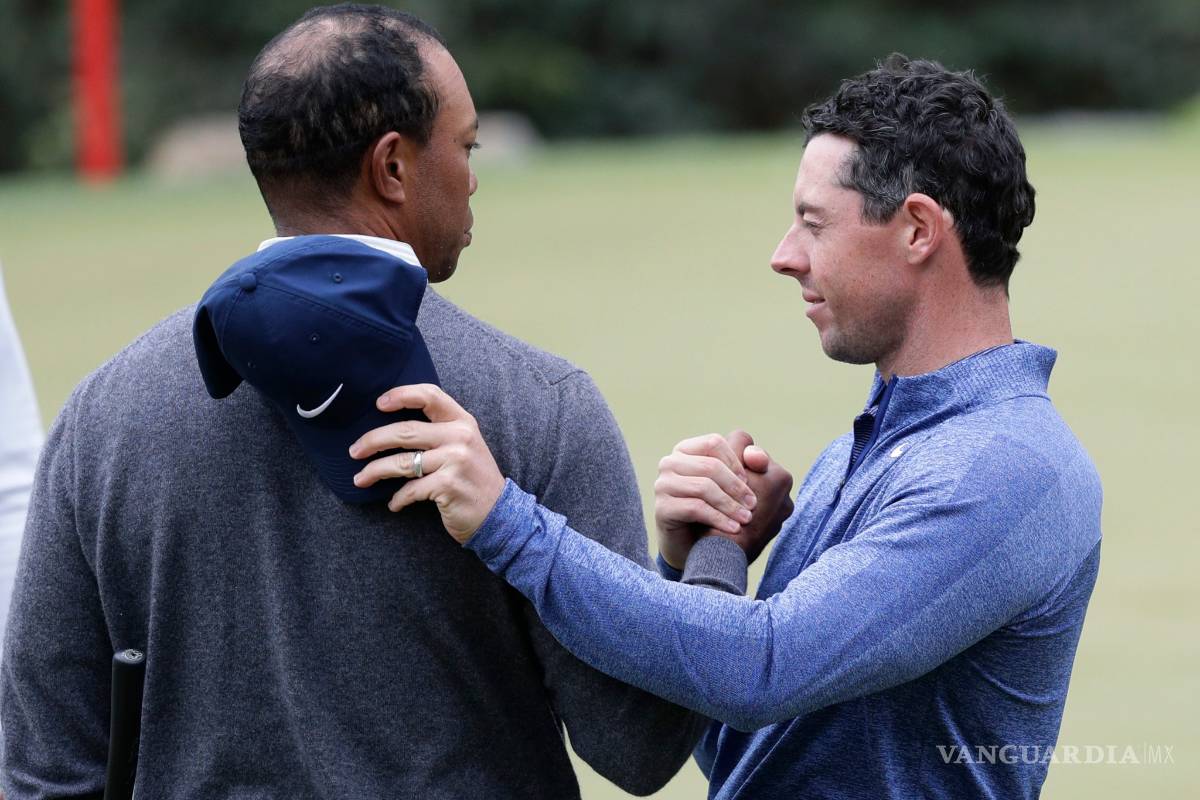 $!Tiger Woods le gana a Rory McIlroy pero es eliminado inmediatamente después en Cuartos de Final