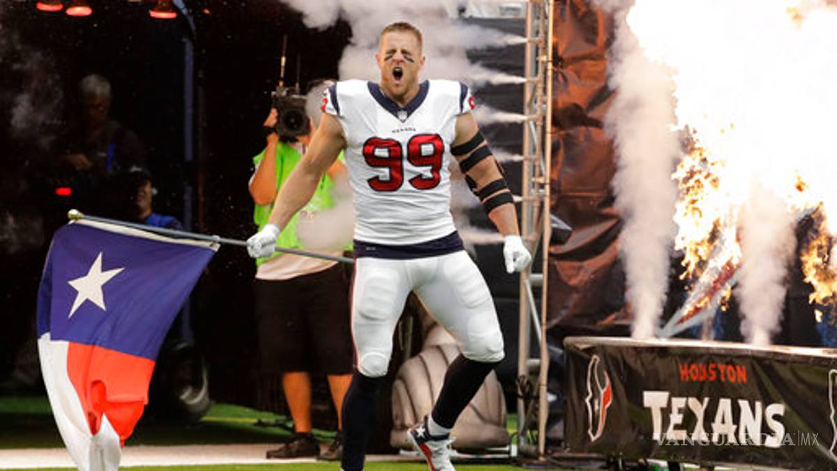 J.J. Watt recibe ovación estrenduosa en Houston