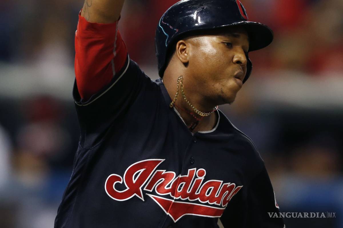 Indios retienen a Ramírez