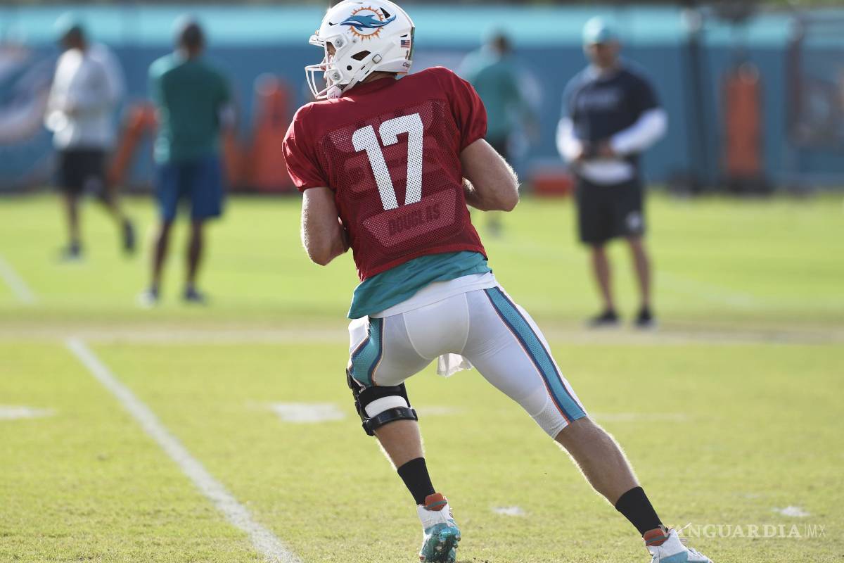 Peligra la temporada de Tannehill y Dolphins