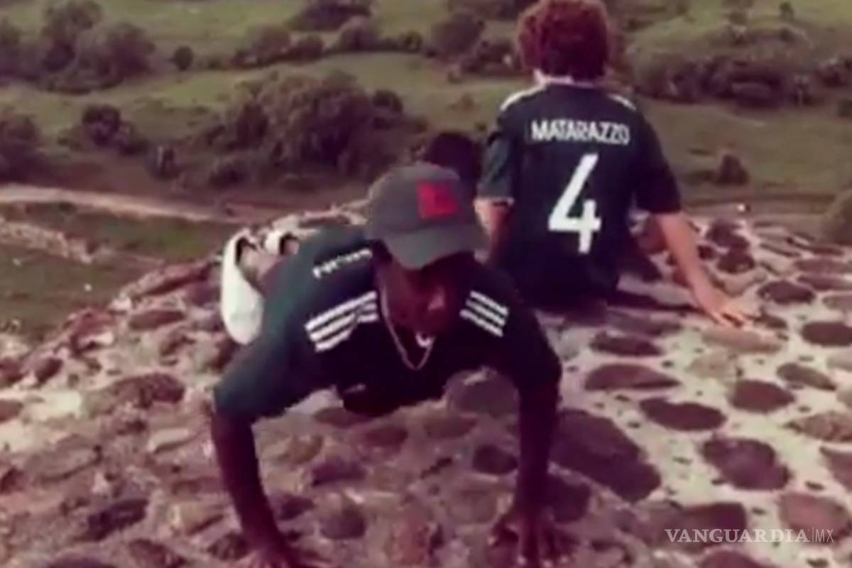 Niños de Stranger Things se divierten en Teotihuacan