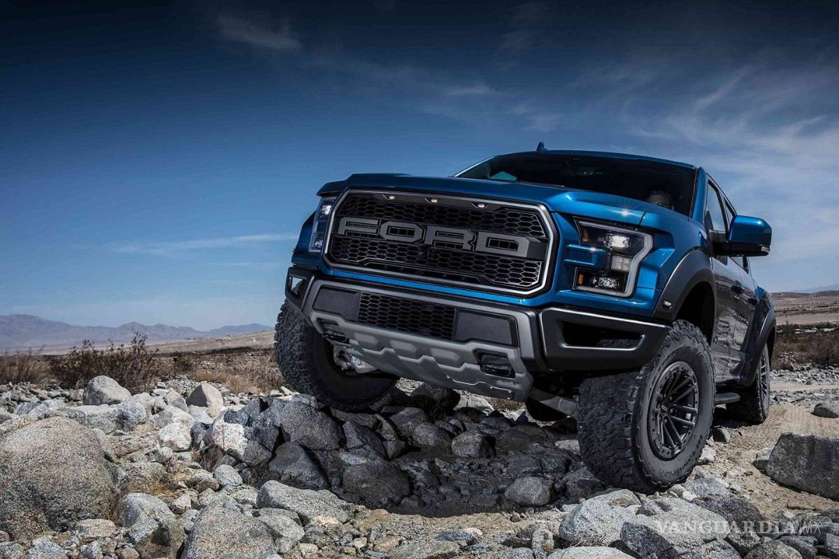 Ford va por pick-ups eléctricas, las F-Series tendrán versiones a batería