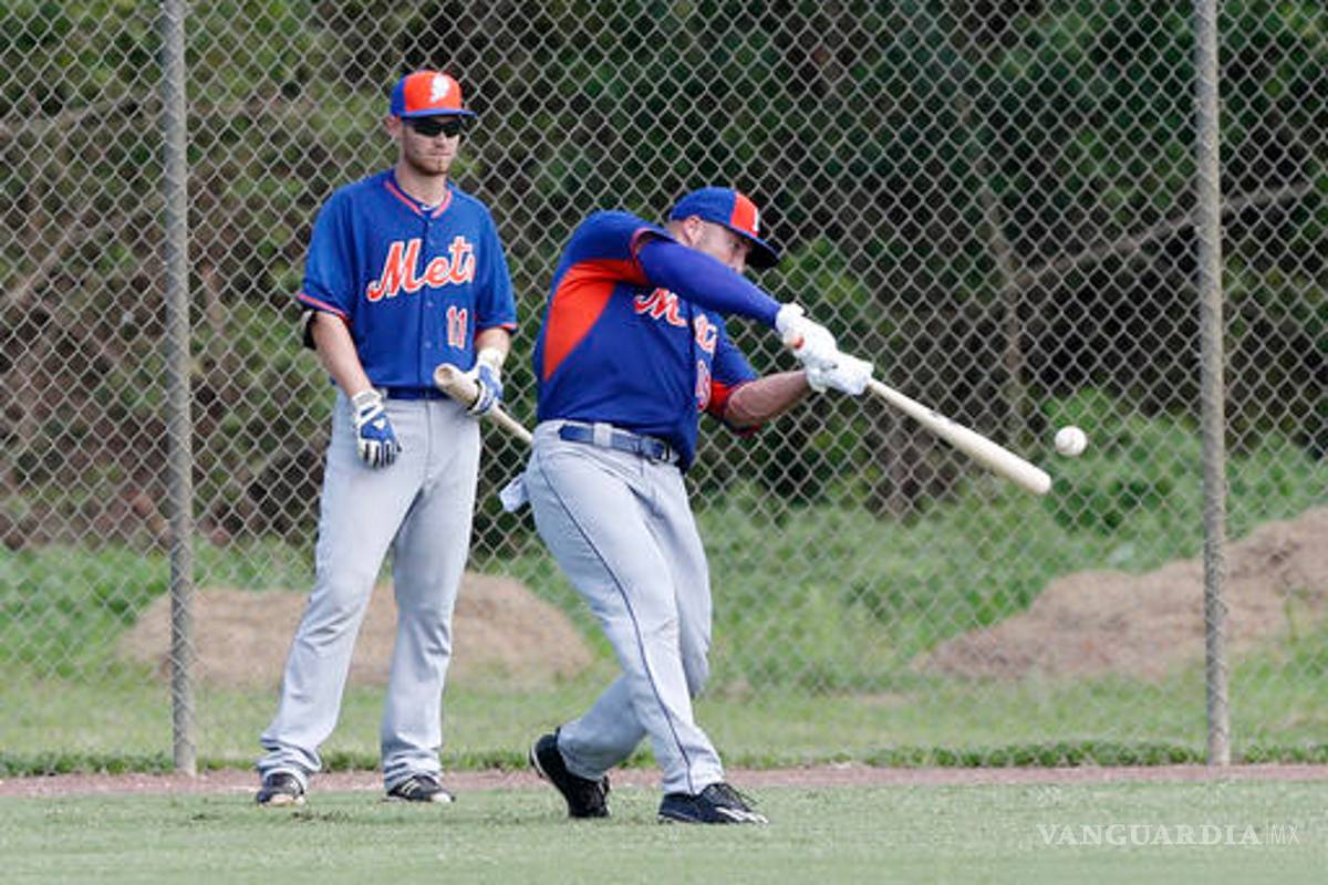 Tim Tebow ya entrenó con los Mets