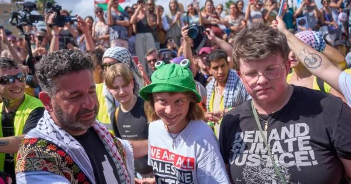 La flotilla de Greta Thunberg en Gaza se vio obligada a regresar al puerto apenas horas después de partir