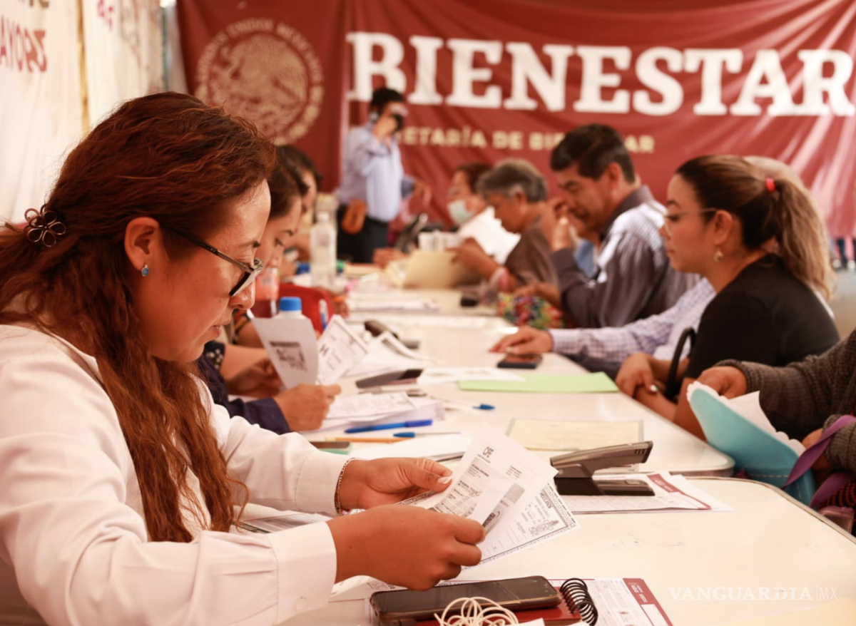 $!El programa Jóvenes Construyendo el Futuro inició su registro el 1 de agosto de 2026.
