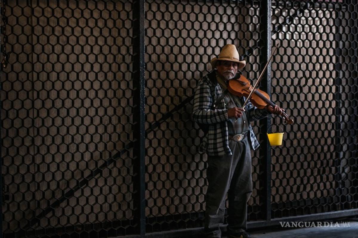 Aseguran académicos que modelo económico neoliberal hereda más desigualdad: pobres más pobres, ricos más ricos