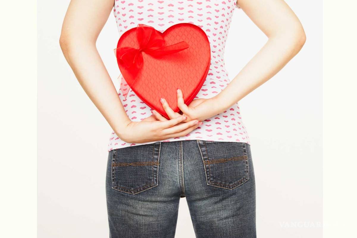 $!Le preguntamos a 10 hombres qué regalo quieren para San Valentín