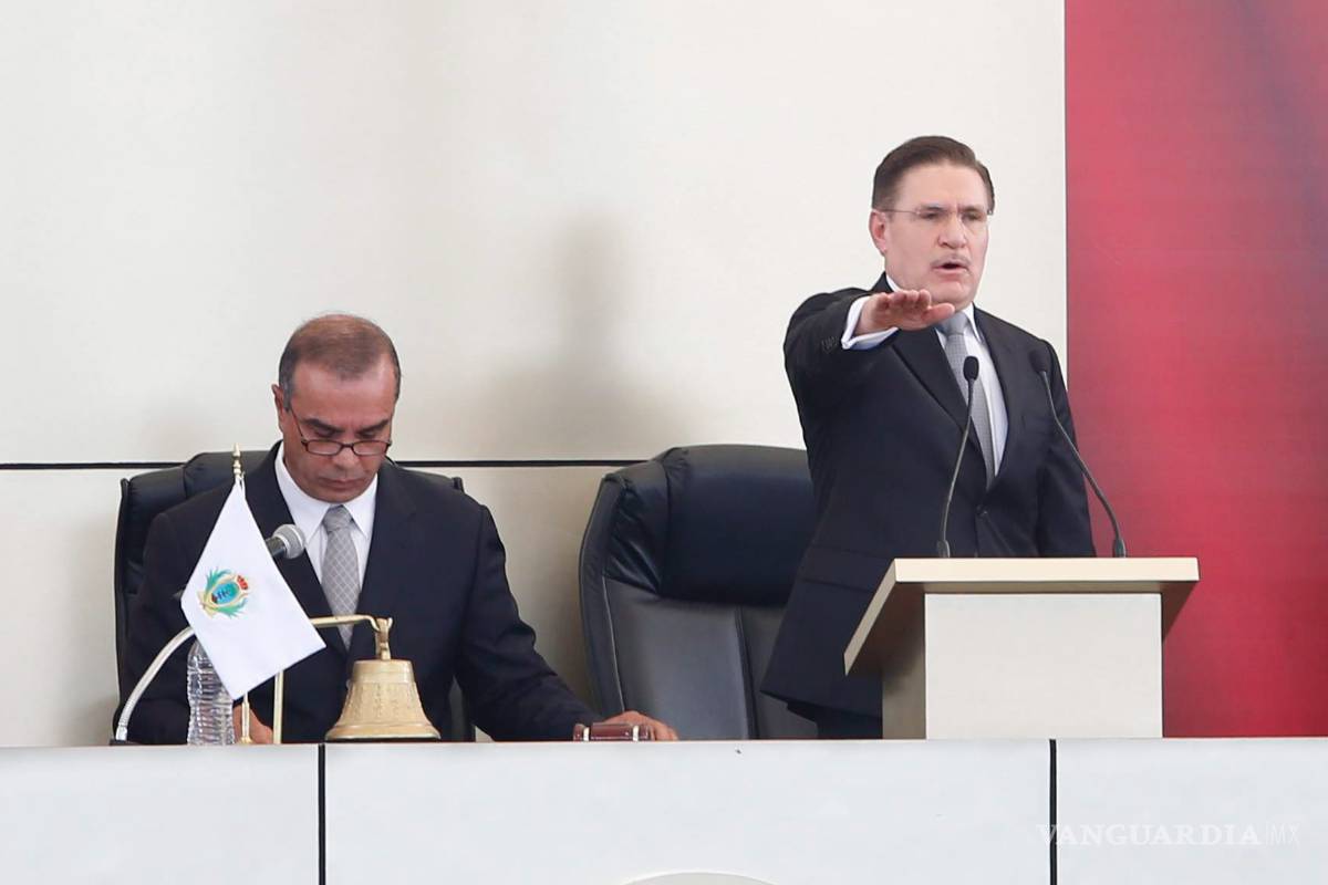 Se compromete gobernador de Durango a metrobús de La Laguna