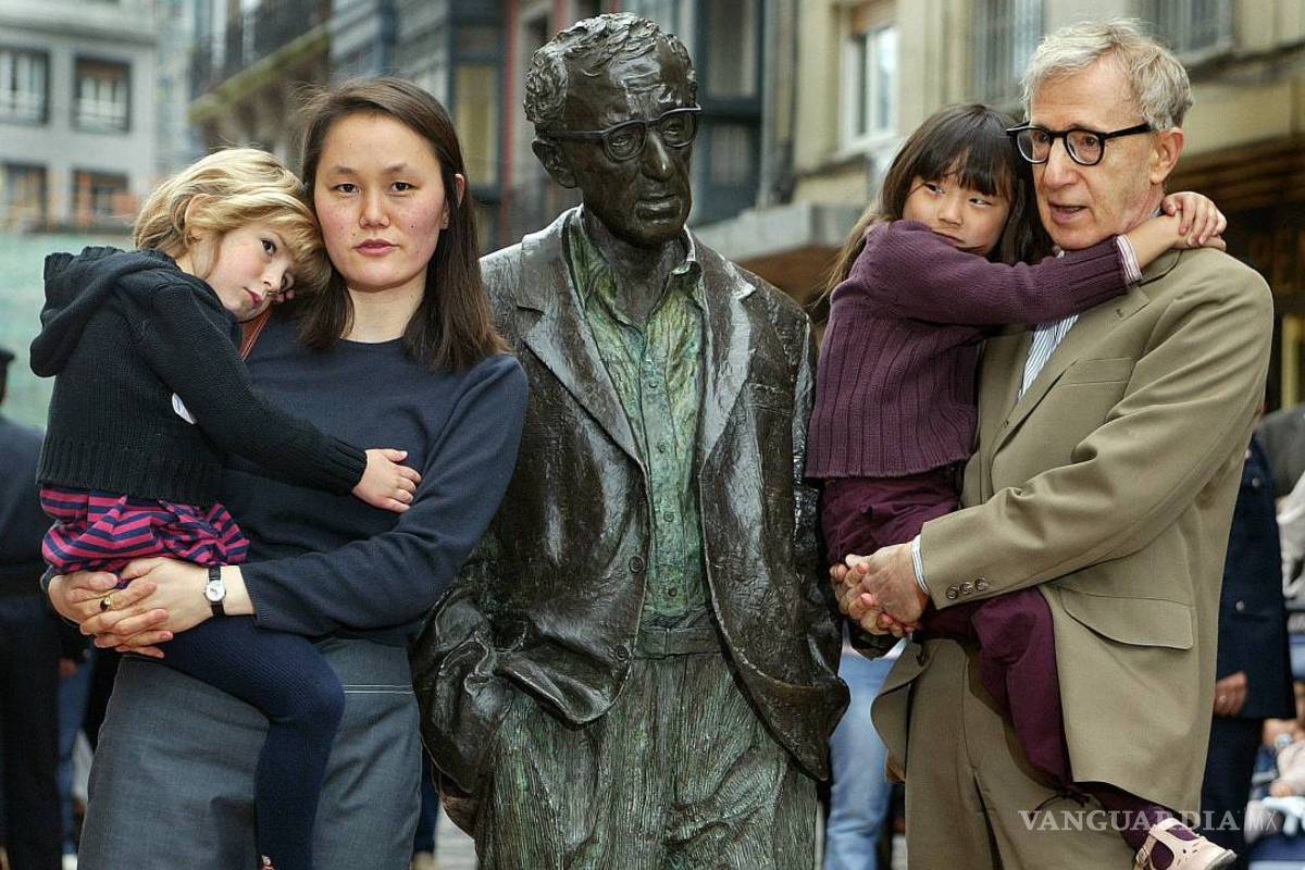 Woody Allen, el genio de la ironía, cumple 80 años