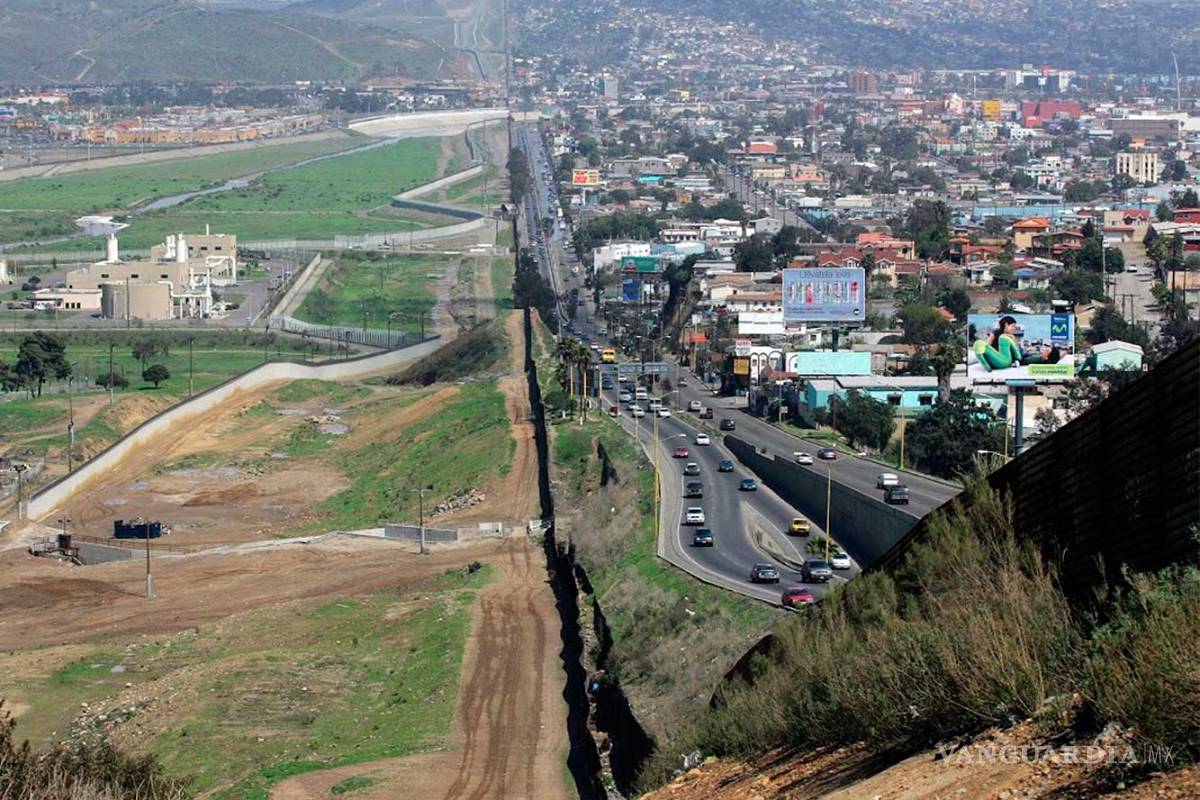 Dinero para construir muro con México ya está autorizado: Congreso EU