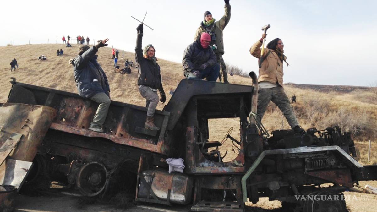 Violentas manifestaciones contra oleoducto de Dakota del Norte